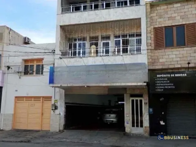 Sobrado com 500m² 3 quartos e 3 banheiros, à venda, no bairro Centro em Campos dos Goytacazes