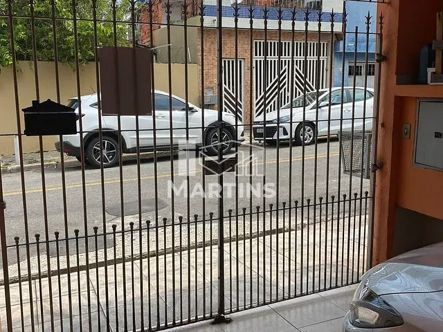 Sobrado 3 quartos e 2 banheiros, à venda, no bairro Parque Pinheiros em Taboão da Serra
