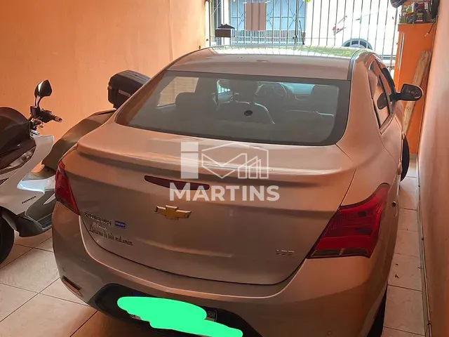 Sobrado 3 quartos e 2 banheiros, à venda, no bairro Parque Pinheiros em Taboão da Serra
