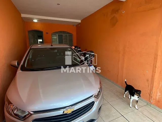 Sobrado 3 quartos e 2 banheiros, à venda, no bairro Parque Pinheiros em Taboão da Serra