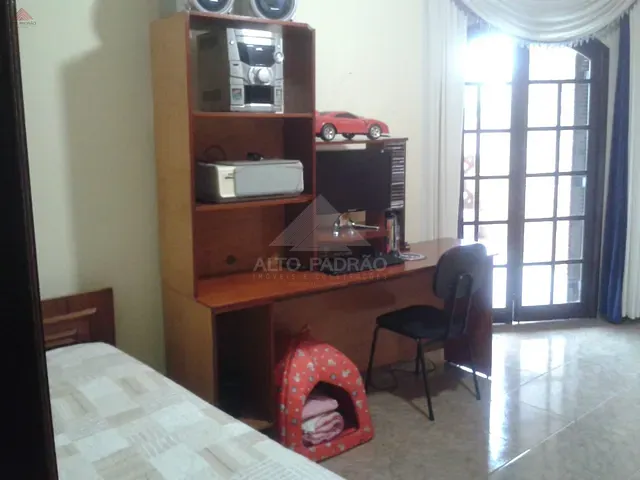 Sobrado com 130m² 3 quartos e 2 banheiros, à venda, no bairro Jardim Primavera em Mauá