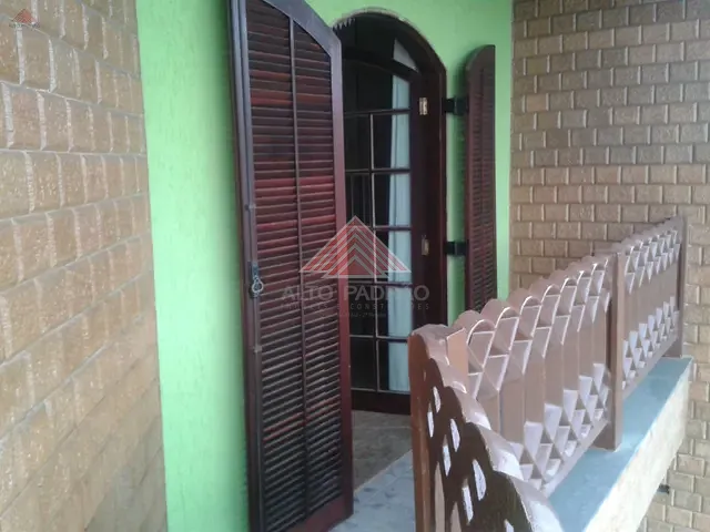 Sobrado com 130m² 3 quartos e 2 banheiros, à venda, no bairro Jardim Primavera em Mauá