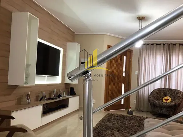 Sobrado com 180m² 3 quartos e 2 banheiros, à venda, no bairro Vila Ivone em São Paulo