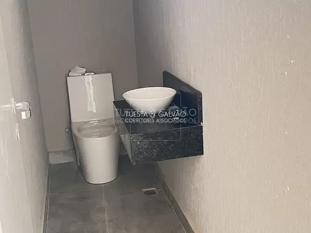 Casa com 125m² 3 quartos e 4 banheiros, à venda, no bairro Boqueirão em Curitiba