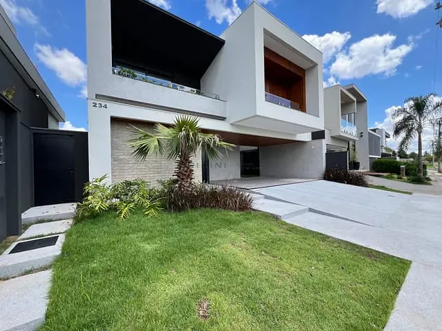 Sobrado com 412m² 3 quartos e 5 banheiros, à venda, no bairro Parque Residencial Damha IV em Campo Grande