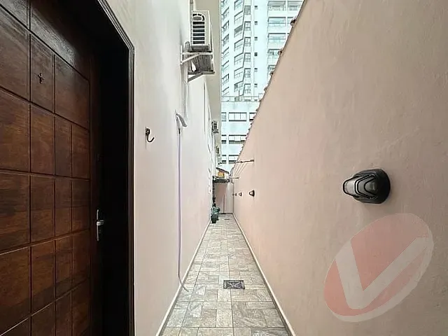 Sobrado com 115m² 3 quartos e 2 banheiros, à venda, no bairro Canto do Forte em Praia Grande