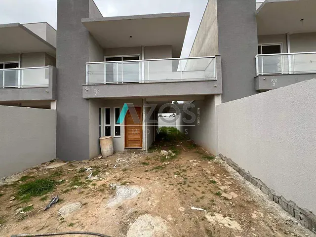 Sobrado com 175m² 3 quartos e 2 banheiros, à venda, no bairro Embu em Colombo