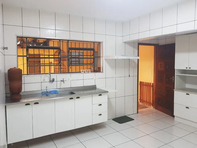 Sobrado 2 quartos e 2 banheiros, para alugar, no bairro Campestre em Santo André