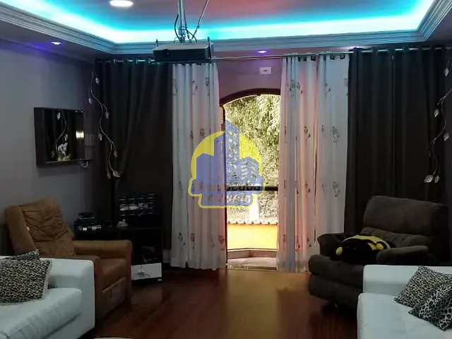 Sobrado com 330m² 4 quartos e 4 banheiros, à venda, no bairro Parque Continental em São Paulo