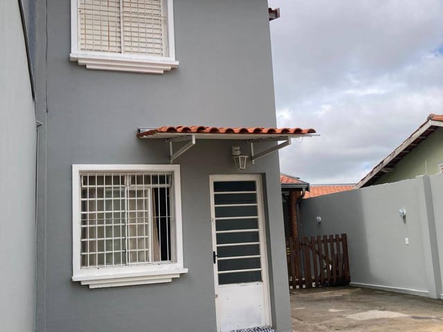 Sobrado com 135m² 2 quartos e 2 banheiros, à venda, no bairro Residencial Cosmos em Campinas