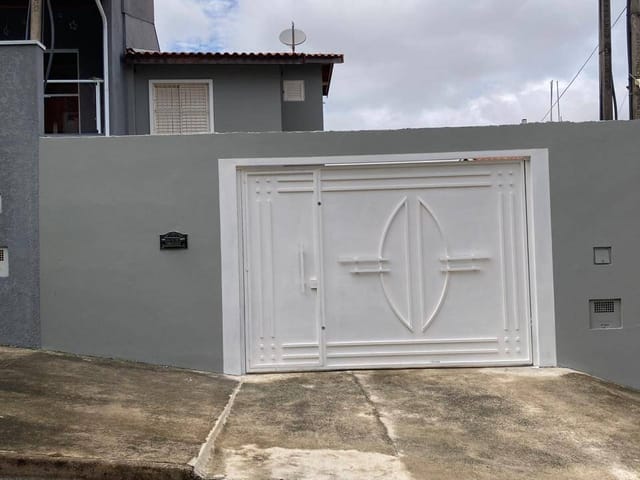 Sobrado com 135m² 2 quartos e 2 banheiros, à venda, no bairro Residencial Cosmos em Campinas