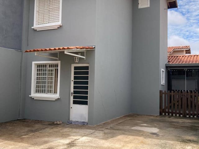 Sobrado com 135m² 2 quartos e 2 banheiros, à venda, no bairro Residencial Cosmos em Campinas