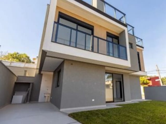 Sobrado com 120m² 3 quartos e 3 banheiros, à venda, no bairro Pilarzinho em Curitiba