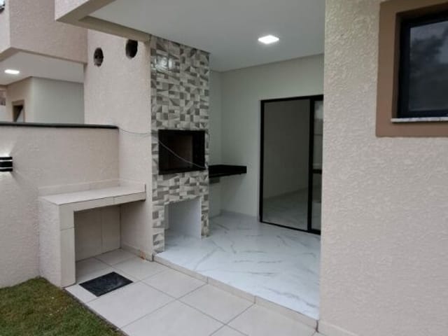 Casa com 198m² 3 quartos e 1 banheiro, à venda, no bairro Canasvieiras em Florianópolis