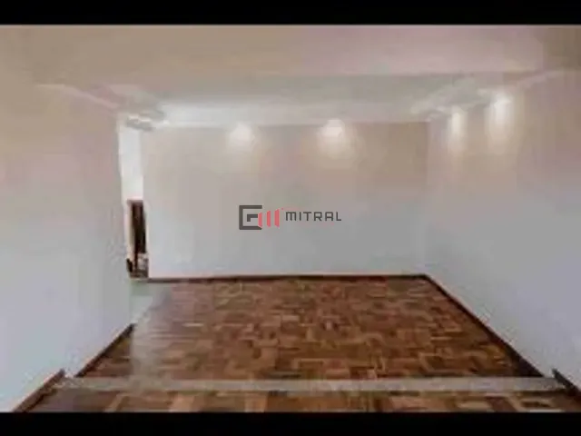 Sobrado com 415m² 3 quartos e 3 banheiros, à venda, no bairro Jardim Vila Rica em Cambé