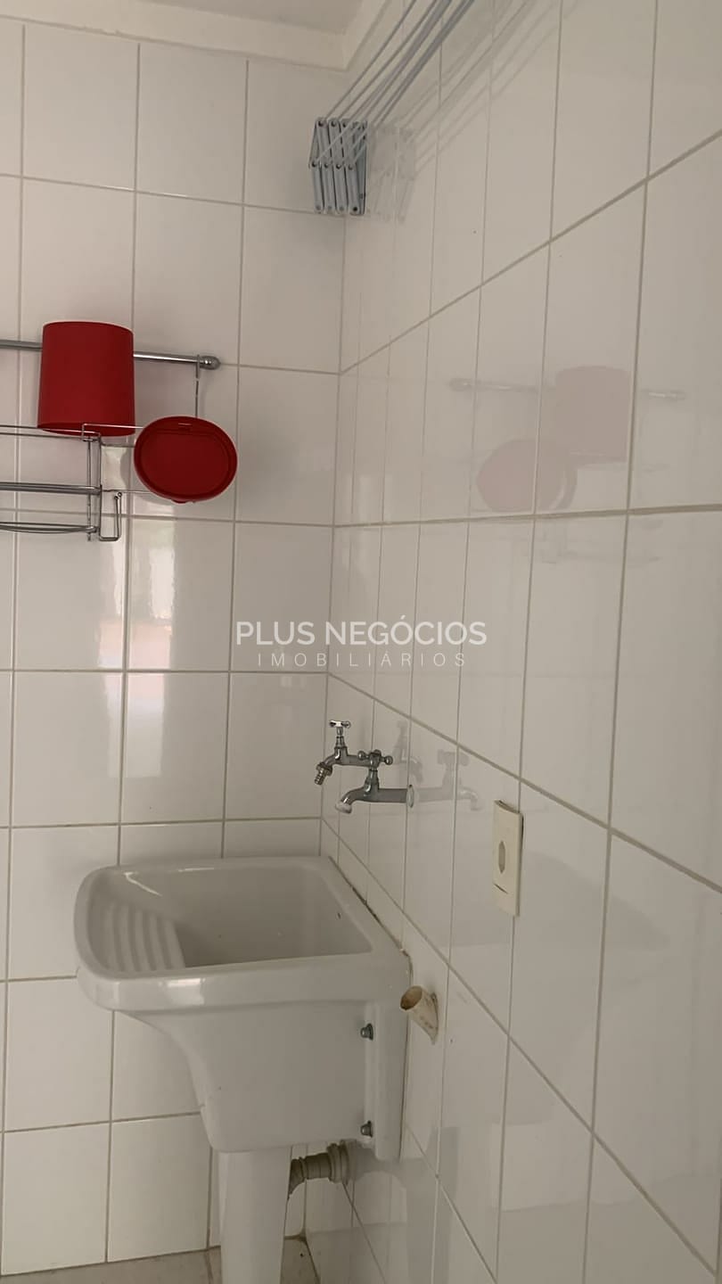Sobrado à venda com 3 quartos, 125m² - Foto 2