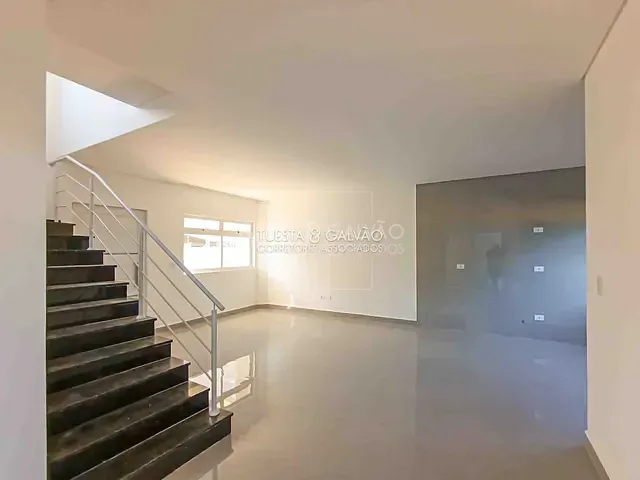 Sobrado com 123m² 3 quartos e 3 banheiros, à venda, no bairro Bairro Alto em Curitiba