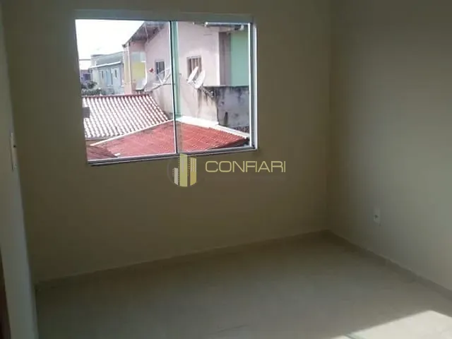 Sobrado com 130m² 3 quartos e 2 banheiros, à venda, no bairro Perequê em Porto Belo