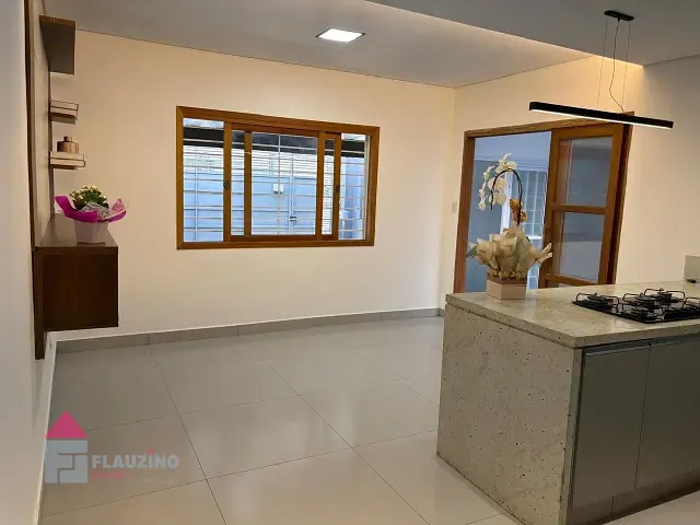 Sobrado com 250m² 3 quartos e 1 banheiro, à venda, no bairro Centro em Diadema