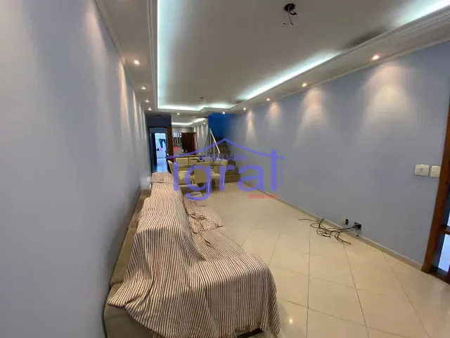 Sobrado com 250m² 3 quartos e 3 banheiros, à venda, no bairro Vila Fachini em São Paulo
