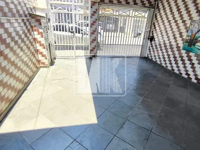 Sobrado com 180m² 3 quartos e 3 banheiros, para alugar, no bairro Vila Palmares em Santo André