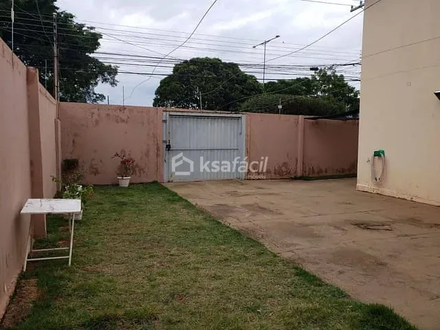 Sobrado com 360m² 4 quartos e 2 banheiros, à venda, no bairro Vila Palmira em Campo Grande