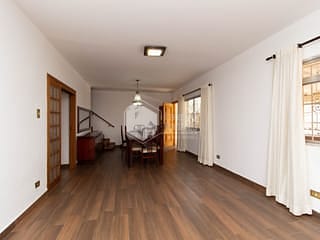 Foto do Sobrado-Sobrado para venda em Alto da Boa Vista com 5 quartos, sendo 1 suíte, 270m²