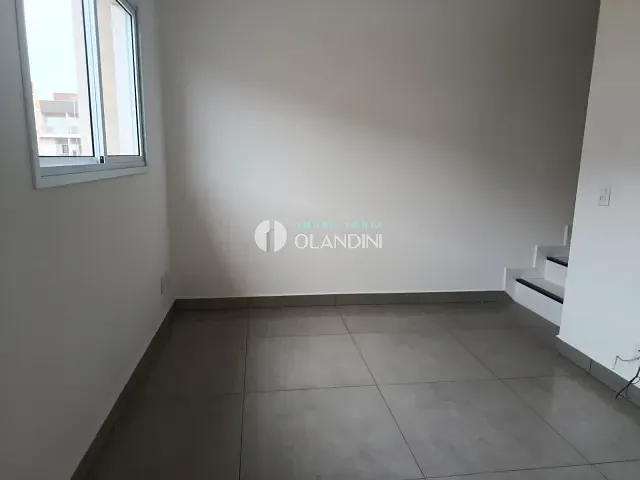 Sobrado 2 quartos e 3 banheiros, à venda ou para alugar, no bairro Residencial dos Ipês em Artur Nogueira