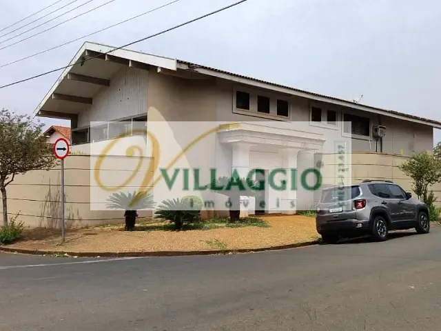 Sobrado com 920m², para alugar, no bairro Centro em São José do Rio Preto
