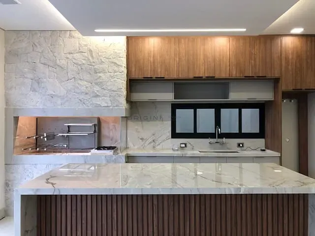 Sobrado com 450m² 4 quartos e 7 banheiros, à venda, no bairro Residencial Damha em Campo Grande