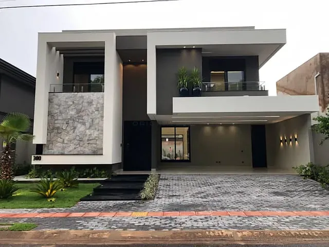 Sobrado com 450m² 4 quartos e 7 banheiros, à venda, no bairro Residencial Damha em Campo Grande