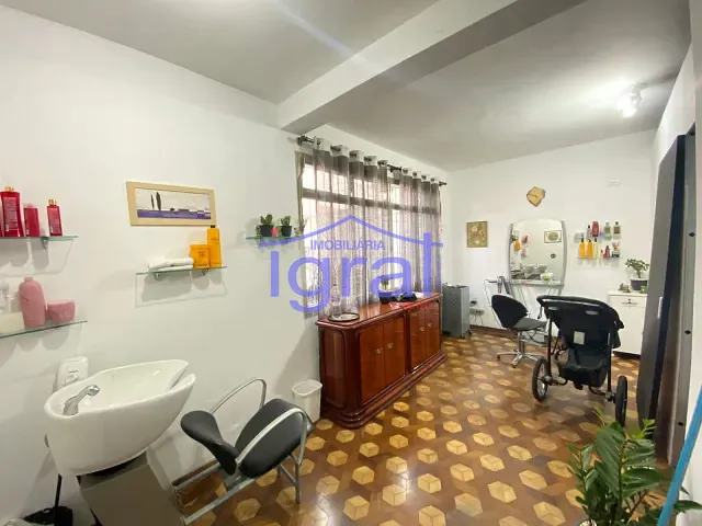 Sobrado com 200m² 4 quartos e 2 banheiros, à venda, no bairro Vila do Encontro em São Paulo