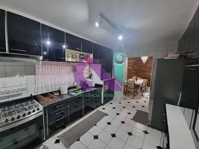 Sobrado com 160m² 3 quartos e 3 banheiros, à venda, no bairro Jardim das Flores em Osasco