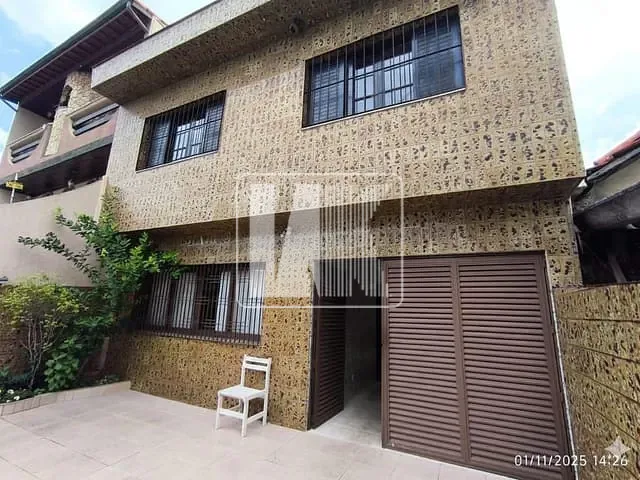 Sobrado com 120m² 2 quartos e 1 banheiro, à venda, no bairro Vila Sacadura Cabral em Santo André