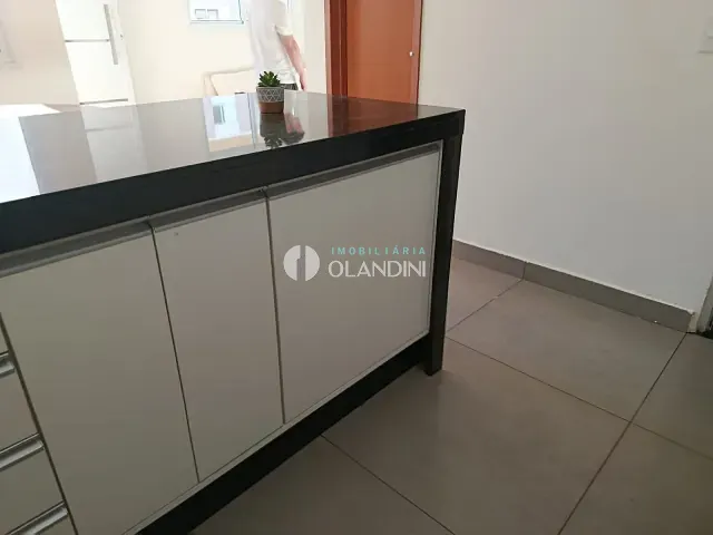 Sobrado com 141m² 2 quartos e 3 banheiros, para alugar, no bairro Residencial dos Ipês em Artur Nogueira