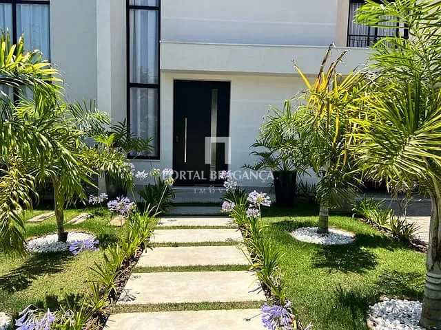 Sobrado com 525m² 3 quartos e 4 banheiros, à venda, no bairro Condomínio Residencial Euroville II em Bragança Paulista