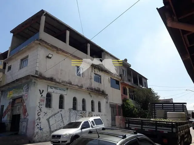 Sobrado com 180m² 5 quartos e 5 banheiros, à venda, no bairro Vila Bancária em São Paulo