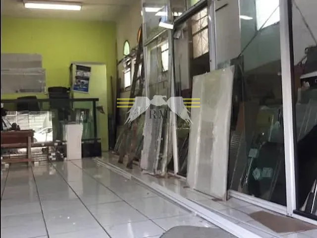 Sobrado com 180m² 5 quartos e 5 banheiros, à venda, no bairro Vila Bancária em São Paulo