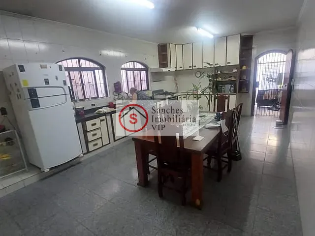 Sobrado 4 quartos e 3 banheiros, à venda, no bairro Quinta da Paineira em São Paulo