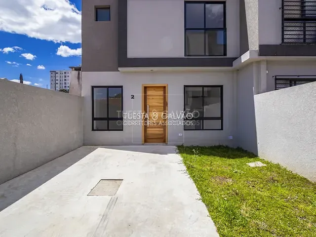 Casa com 133m² 3 quartos e 3 banheiros, à venda, no bairro Lindóia em Curitiba