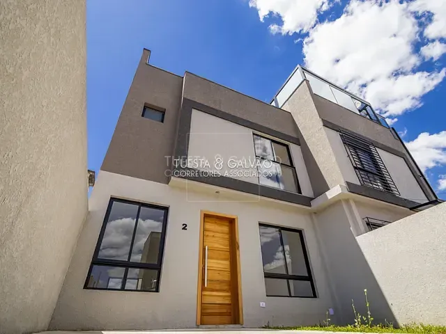 Casa com 133m² 3 quartos e 3 banheiros, à venda, no bairro Lindóia em Curitiba