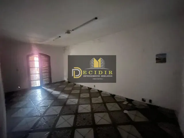 Sobrado com 256m² 3 quartos e 2 banheiros, à venda, no bairro Limoeiro em São Paulo