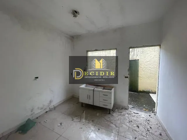 Sobrado com 256m² 3 quartos e 2 banheiros, à venda, no bairro Limoeiro em São Paulo