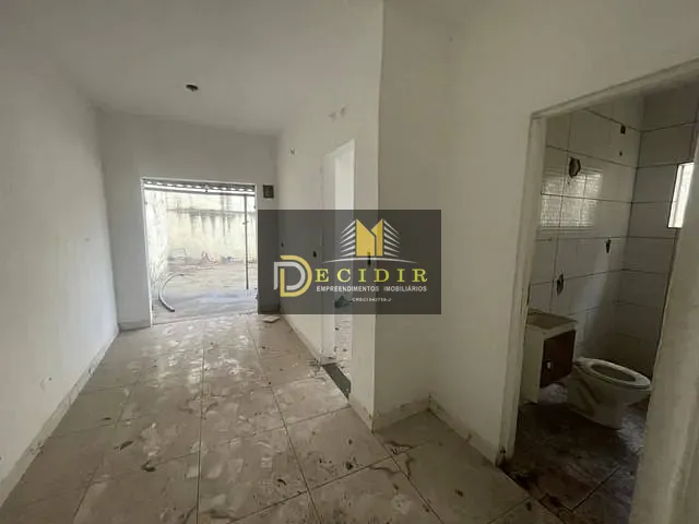 Sobrado com 256m² 3 quartos e 2 banheiros, à venda, no bairro Limoeiro em São Paulo