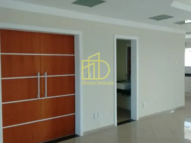 Sobrado com 250m² 3 quartos e 1 banheiro, à venda ou para alugar, no bairro Condomínio Villa dos Inglezes em Sorocaba