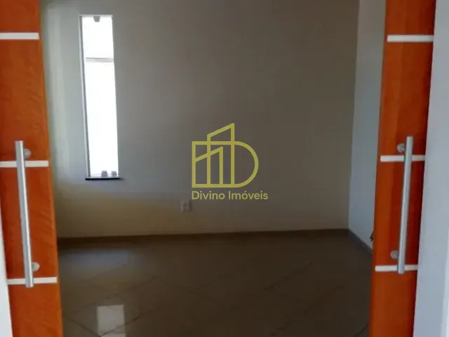 Sobrado com 250m² 3 quartos e 1 banheiro, à venda ou para alugar, no bairro Condomínio Villa dos Inglezes em Sorocaba