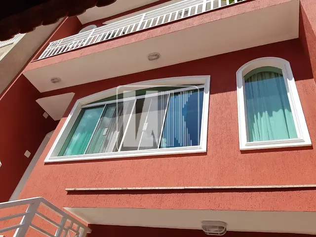 Sobrado com 296m² 3 quartos e 5 banheiros, à venda, no bairro Cerâmica em São Caetano do Sul