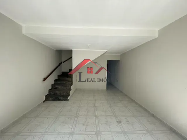 Sobrado com 180m² 4 quartos e 2 banheiros, à venda, no bairro Parque Oratório em Santo André