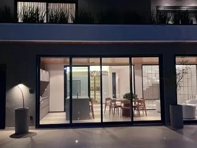 Sobrado com 563m² 5 quartos e 6 banheiros, à venda, no bairro Condomínio Residencial Alphaville I em São José dos Campos