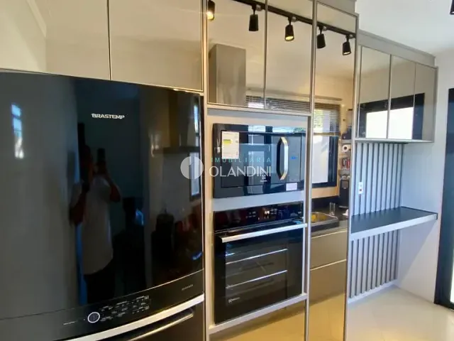 Sobrado com 256m² 3 quartos e 2 banheiros, à venda, no bairro Parque Residencial Arrivabene em Artur Nogueira